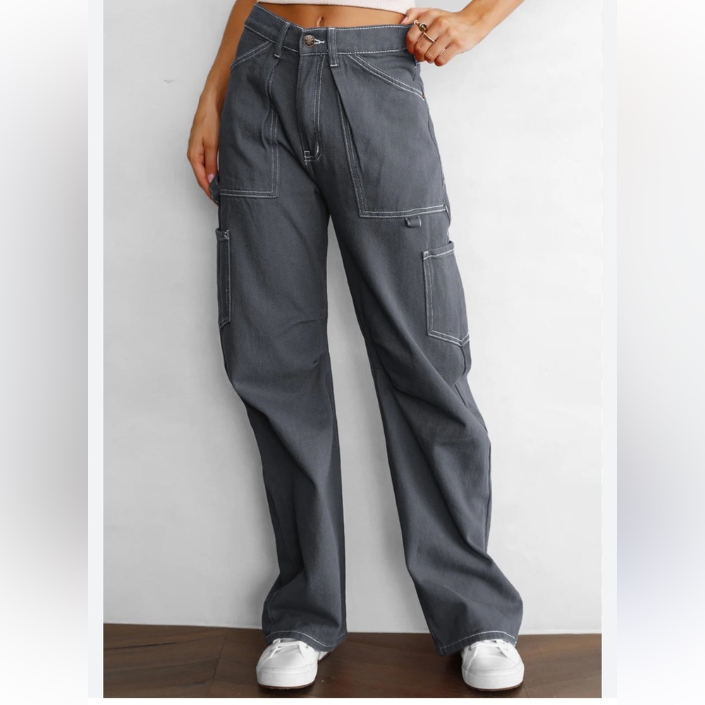 Edikted gray cargo painter pant white stitch size xs NWOT new without tags